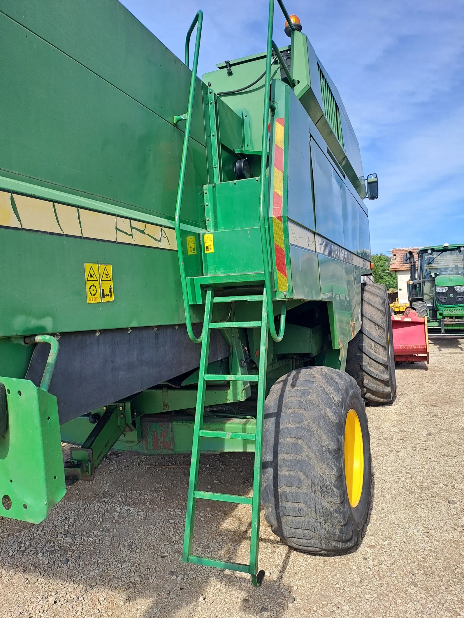 Комбайн John Deere 2066+ адаптер за царевица - изображение 4