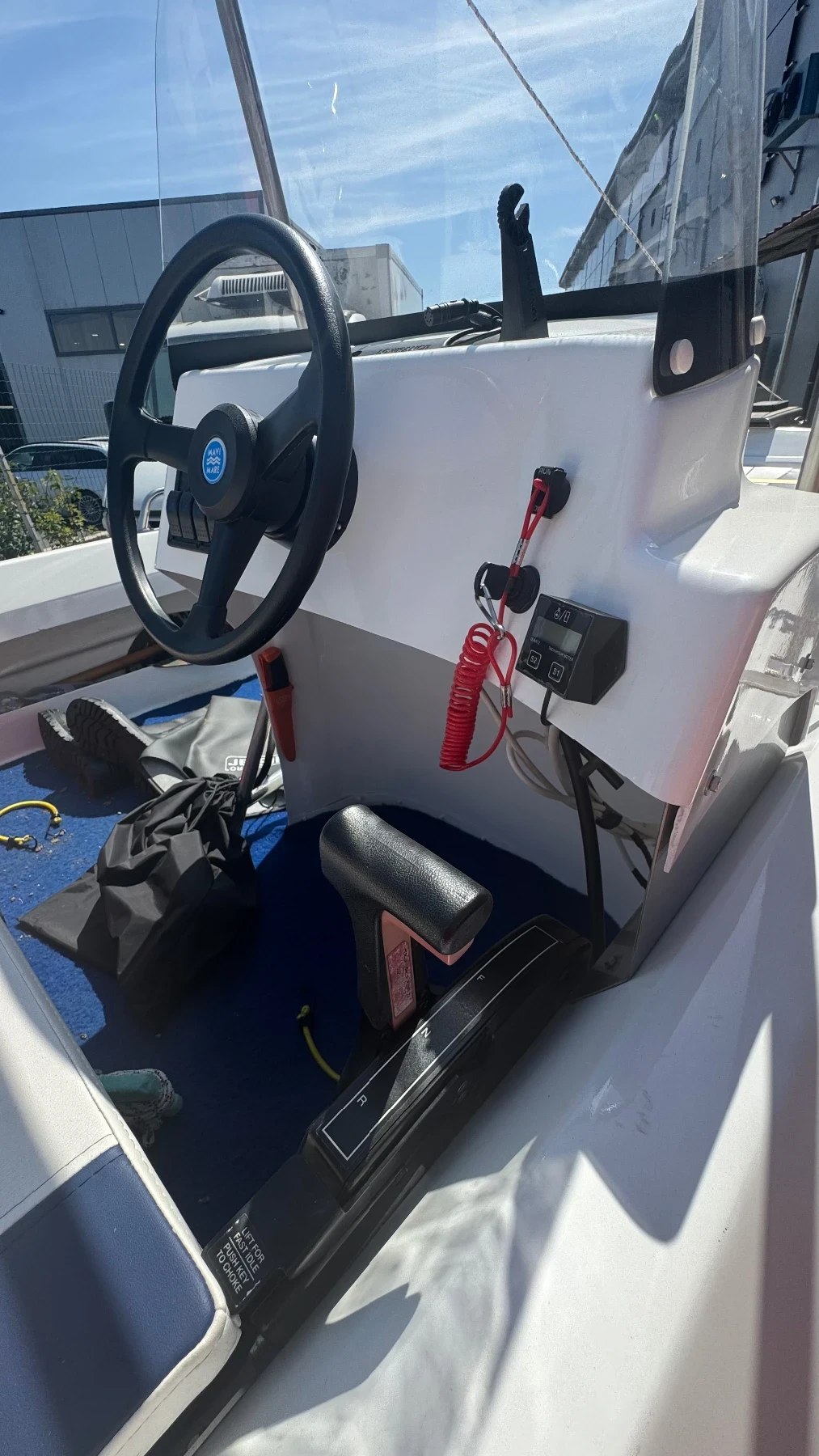  Angelo Molinari  | Mobile.bg   12