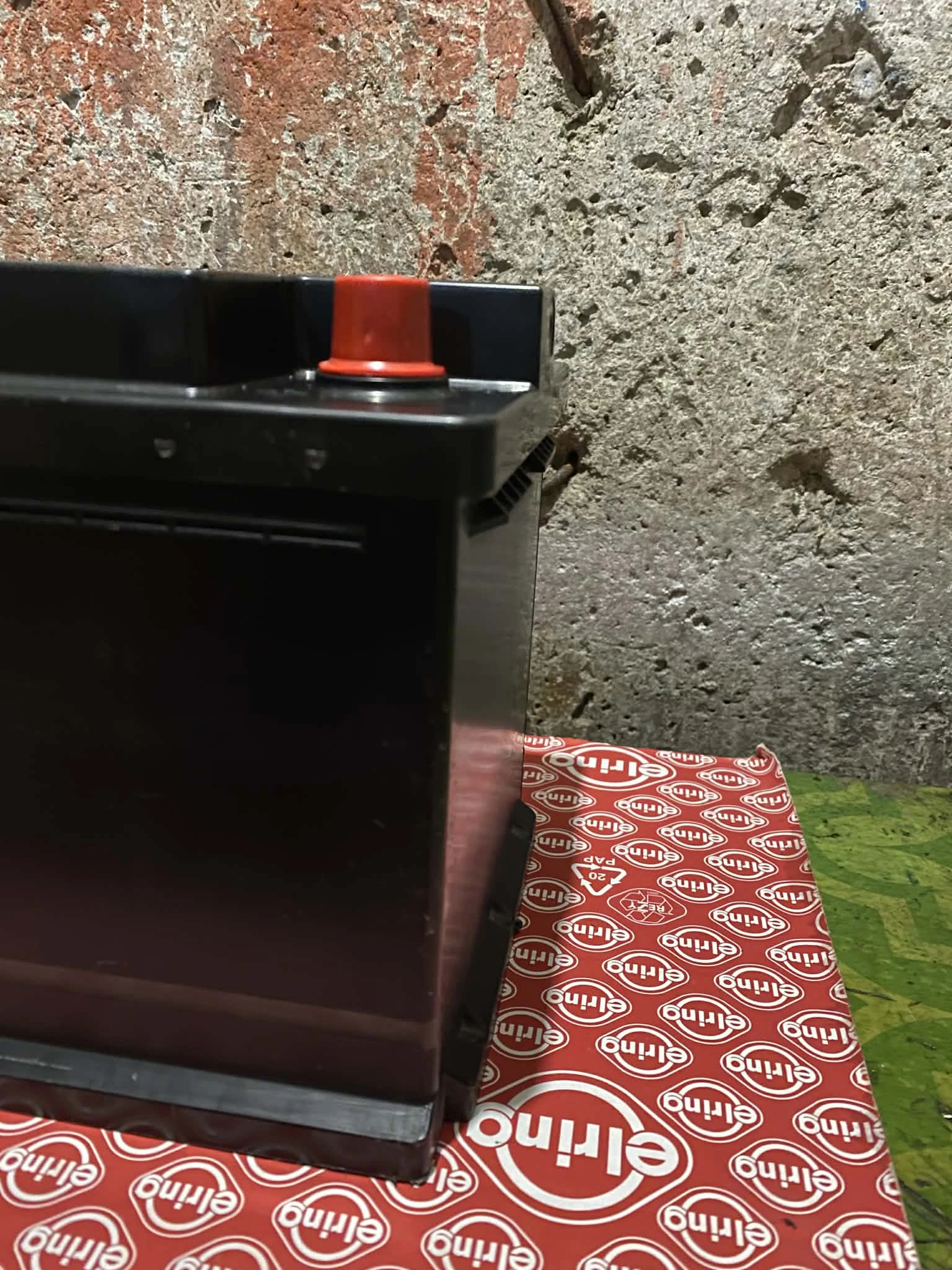 ���������� ��������/Mercedes ���������� 105 ���/� ���/AGM Varta/����� | Mobile.bg � ����������� 5