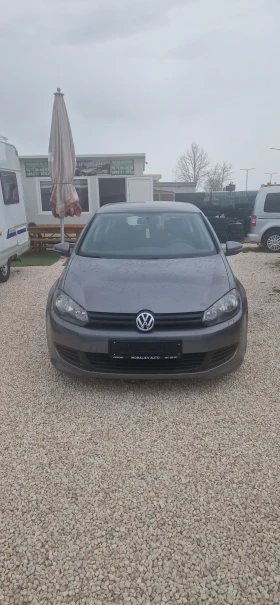 VW Golf 6-1.6 tdi-R line Италия, снимка 2