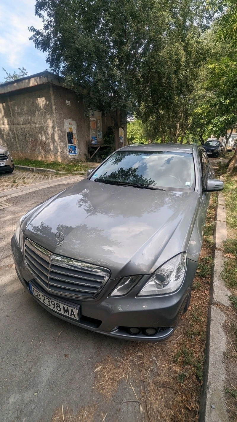 Mercedes-Benz E 200, снимка 1 - Автомобили и джипове - 47184183