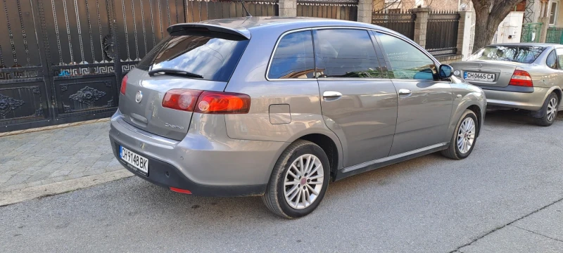 Fiat Croma 1.9MJet, снимка 3 - Автомобили и джипове - 48344371