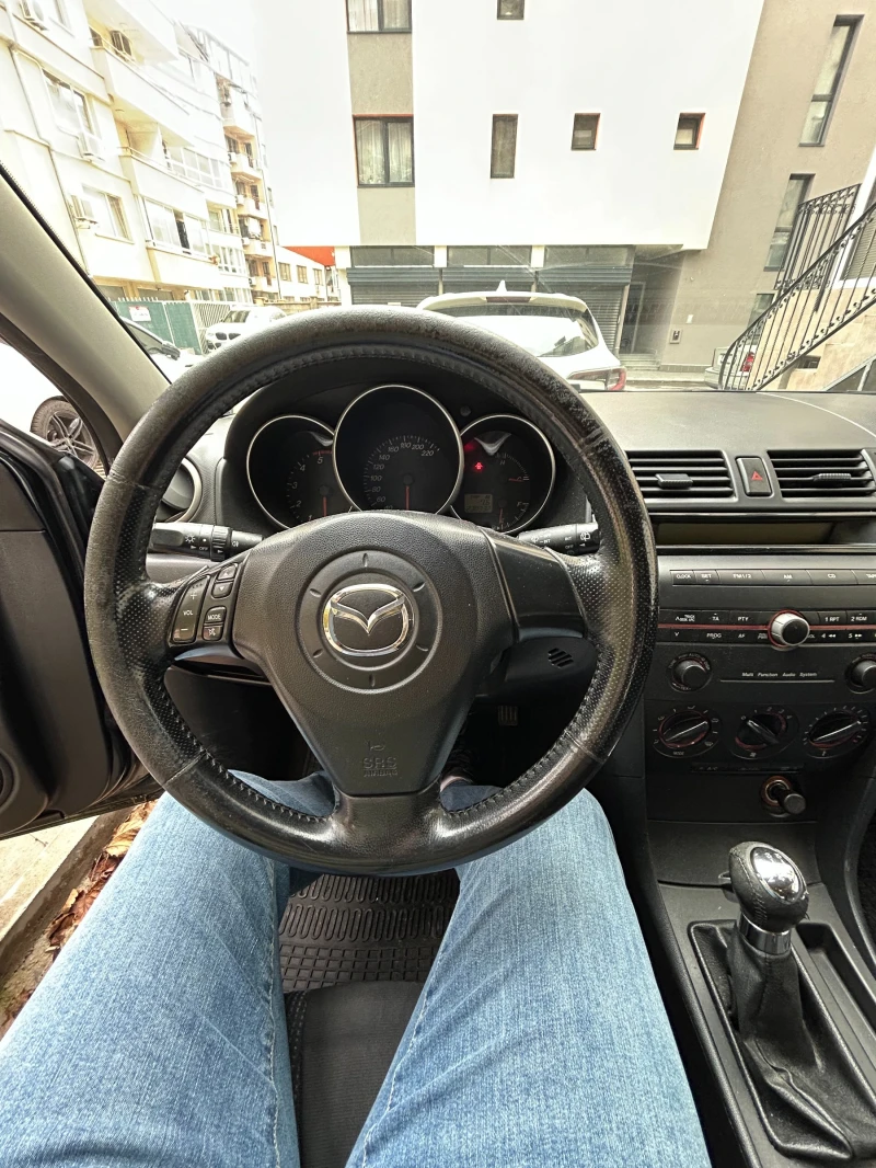 Mazda 3, снимка 9 - Автомобили и джипове - 52395636