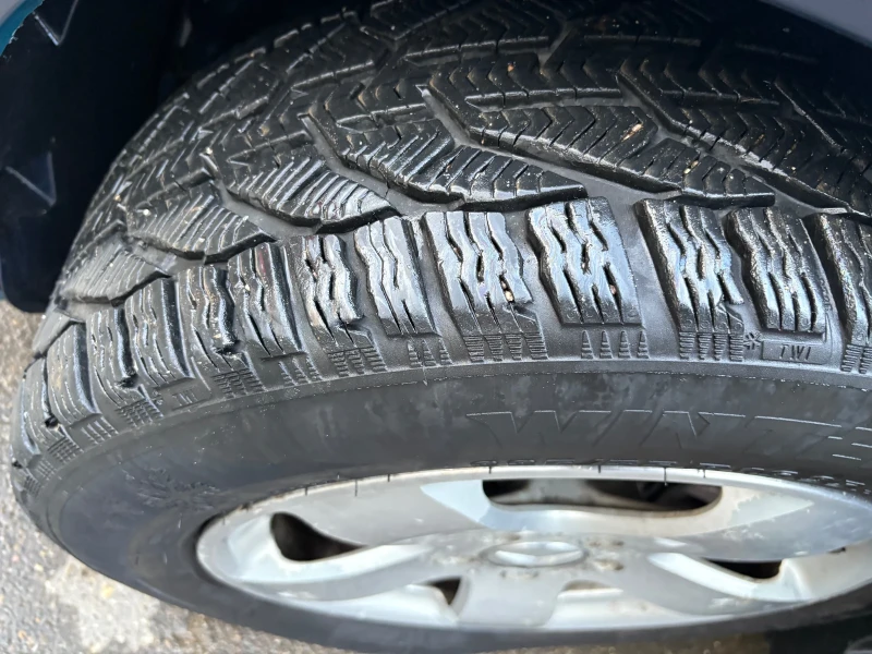 Mercedes-Benz E 270, снимка 11 - Автомобили и джипове - 52588354