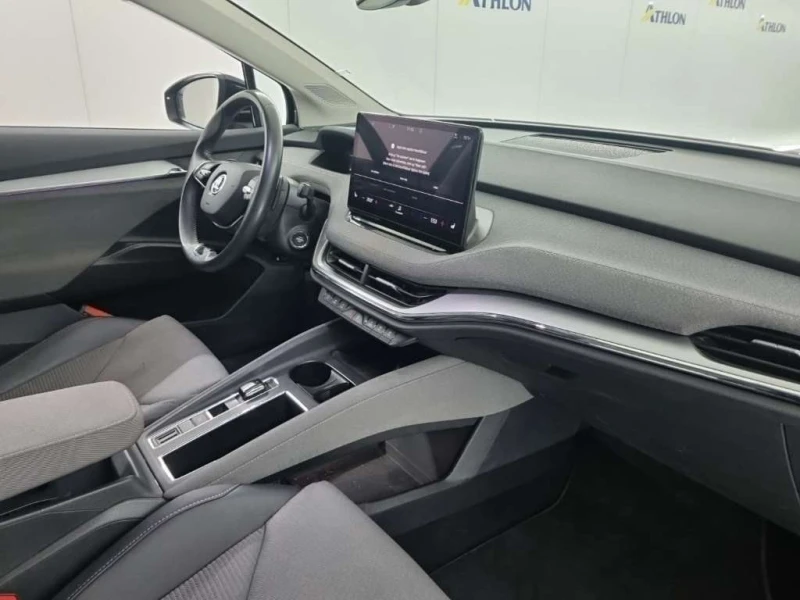 Skoda Enyaq 80, снимка 4 - Автомобили и джипове - 52665486
