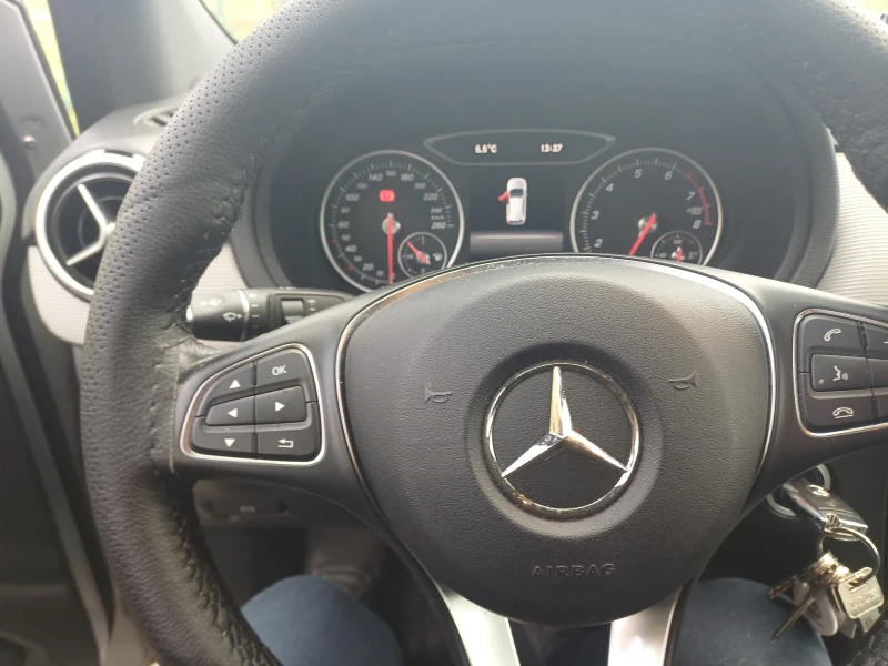 Mercedes-Benz B 180 Kombi , снимка 6 - Автомобили и джипове - 52920225