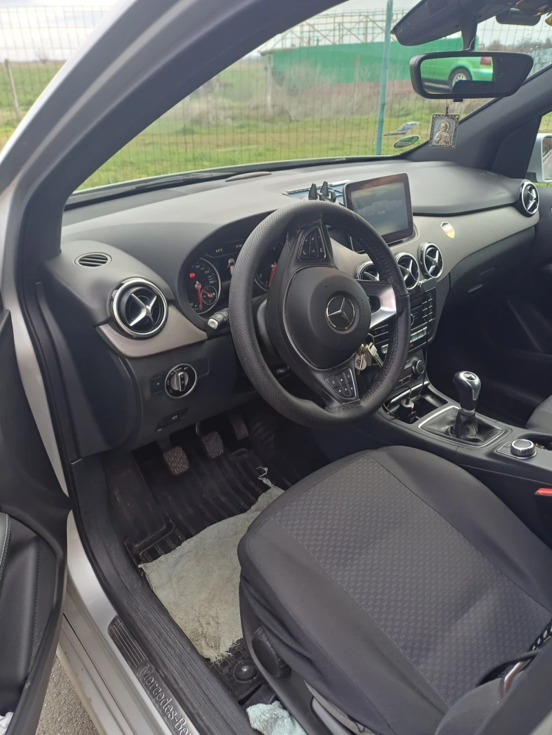 Mercedes-Benz B 180 Kombi , снимка 10 - Автомобили и джипове - 52920225