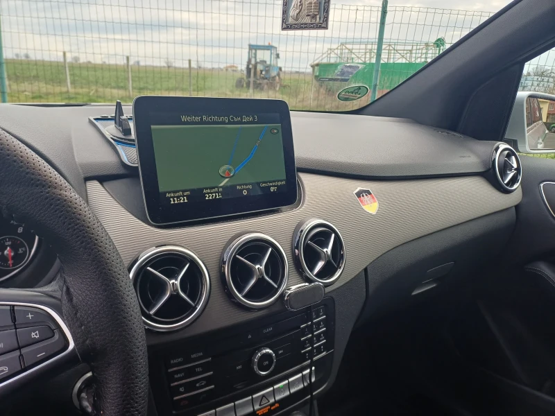 Mercedes-Benz B 180 Kombi , снимка 7 - Автомобили и джипове - 52920225