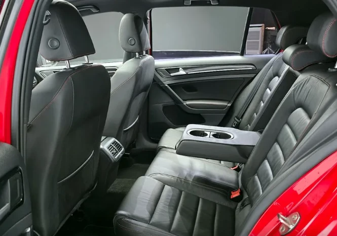 VW Golf 2.0 GTI | Mobile.bg   11