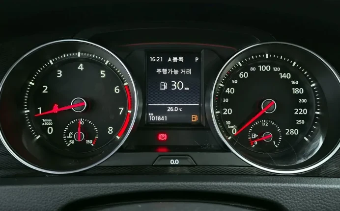 VW Golf 2.0 GTI - изображение 8