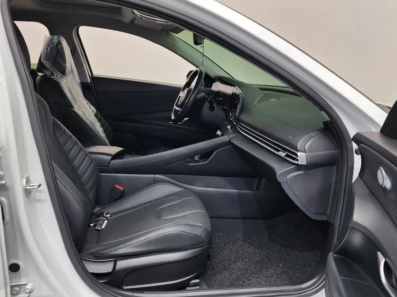 Hyundai Sonata 1.6 Inspiration, снимка 9 - Автомобили и джипове - 55185177