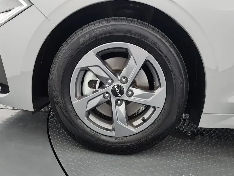Kia K5 2.0 Lpi (For Rental Cars) Trendy, снимка 5 - Автомобили и джипове - 55738918