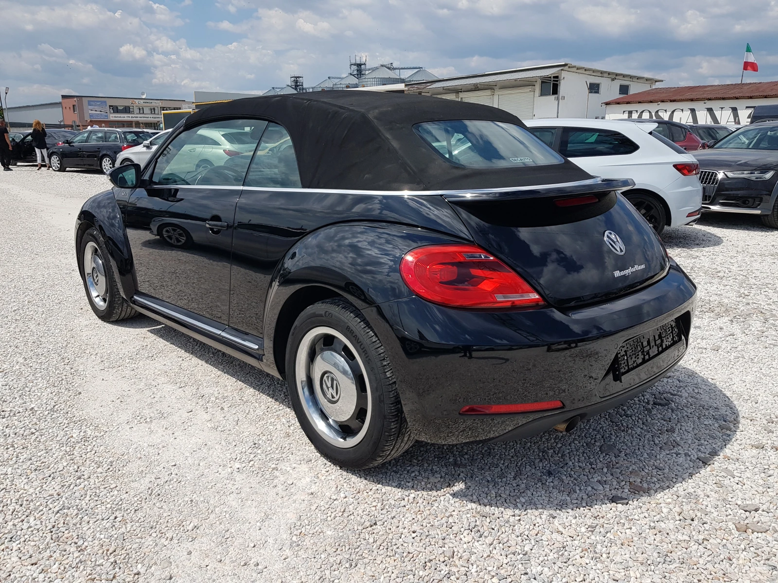 VW Beetle Maggiolino DESIGN 50S 1.6 TDI 105 К.С. ЛИЗИНГ - изображение 7