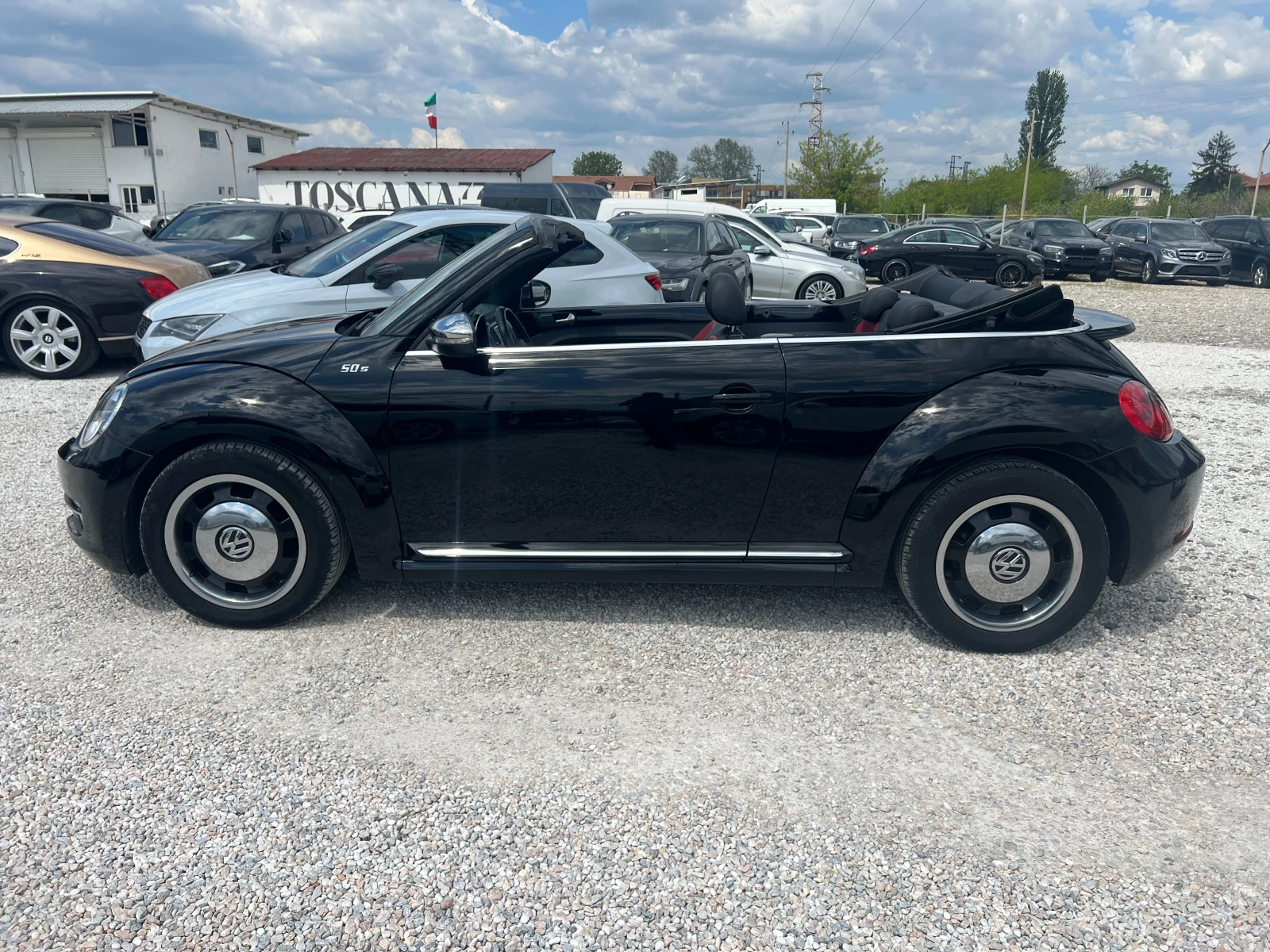 VW Beetle Maggiolino DESIGN 50S 1.6 TDI 105 К.С. ЛИЗИНГ - изображение 9