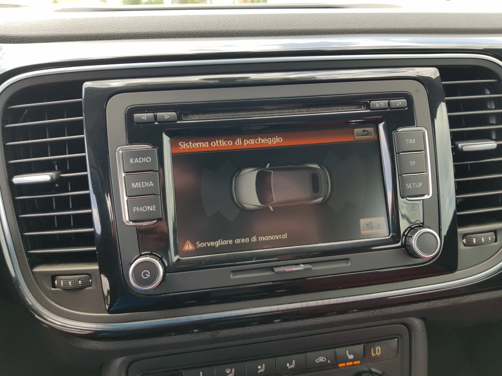 VW Beetle Maggiolino DESIGN 50S 1.6 TDI 105 ..  | Mobile.bg   15