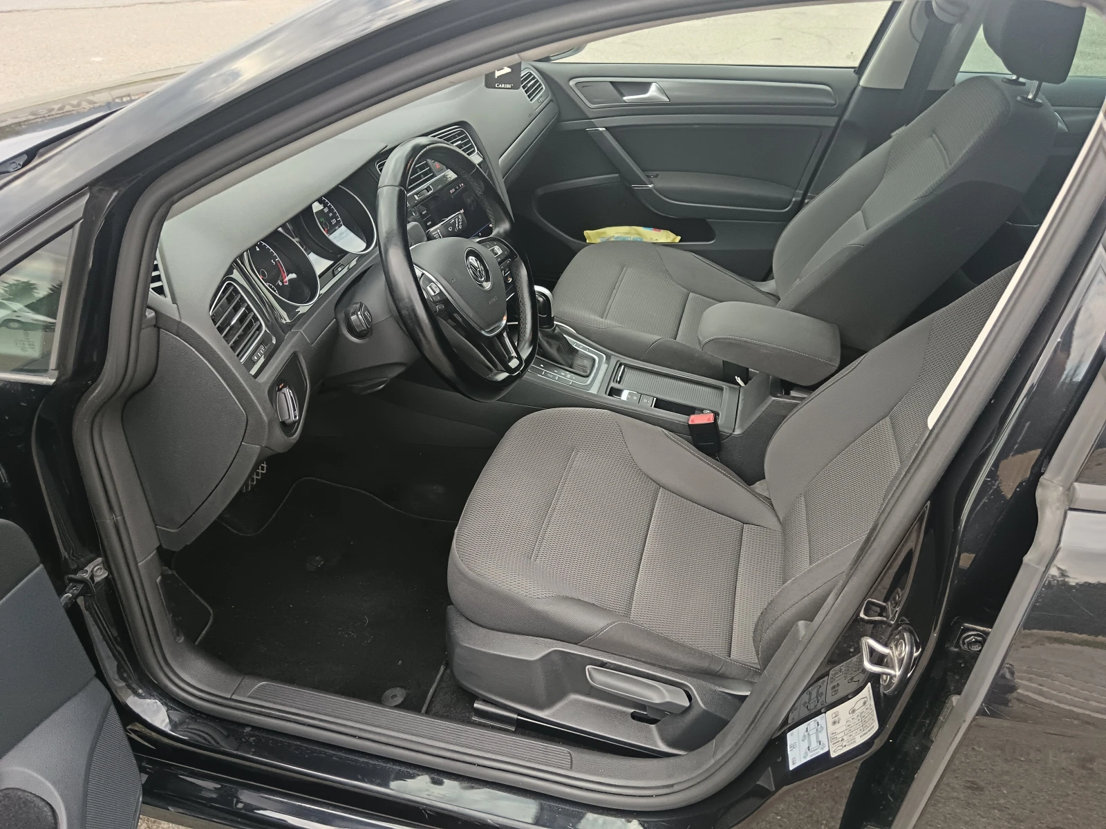 VW Golf MK 7.5 Facelift/2.0 TDI 150 ./Full LED/Distronic | Mobile.bg   7