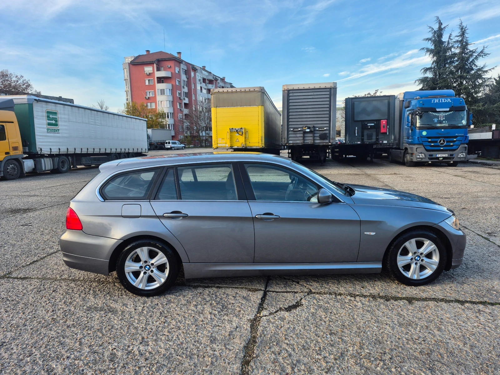 BMW 320 2011   | Mobile.bg   5
