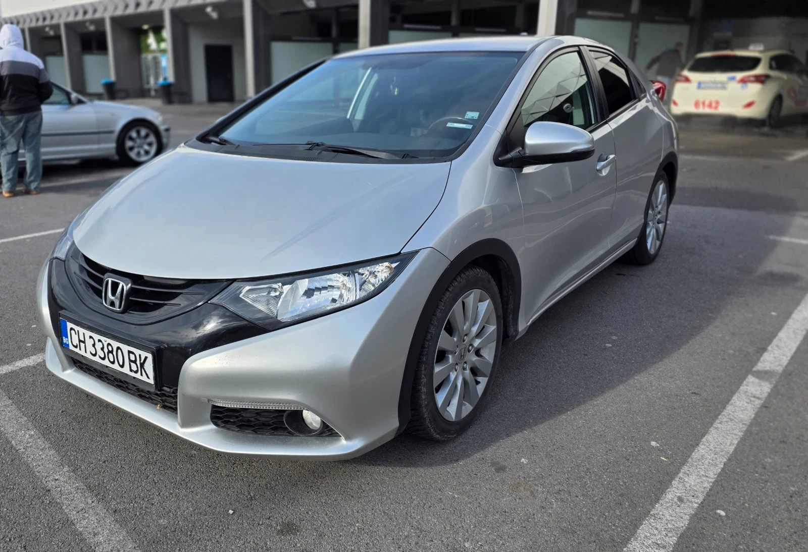 Honda Civic 9 - изображение 8