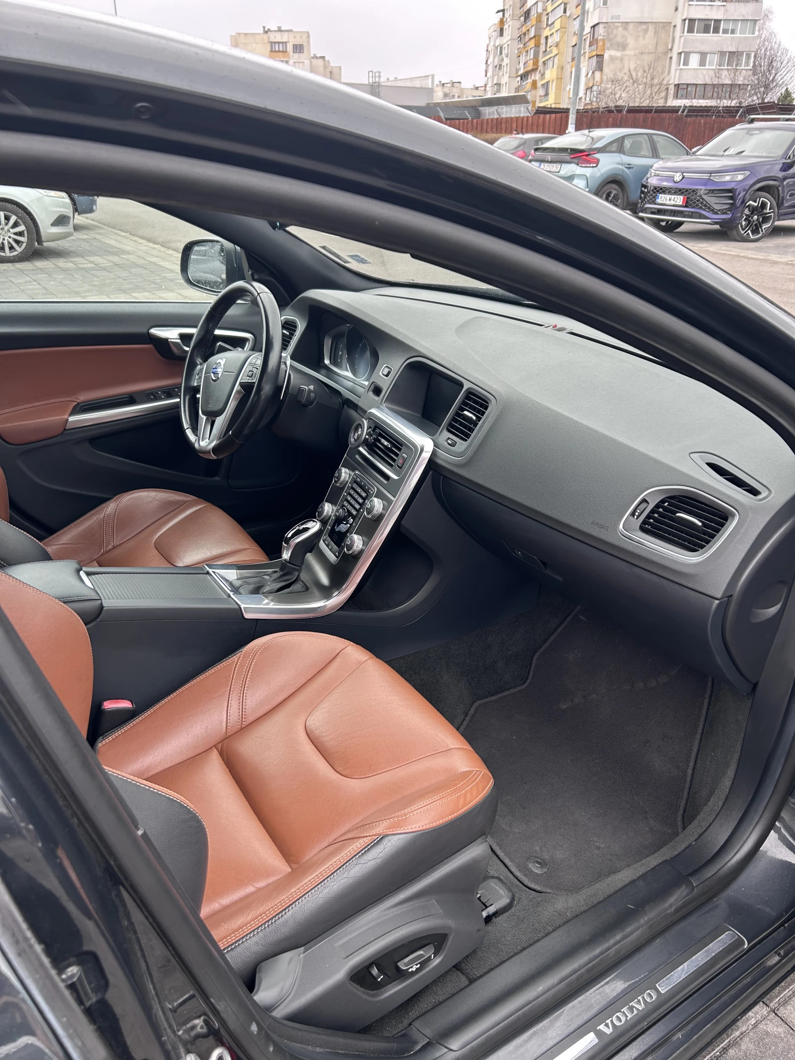 Volvo S60, снимка 7 - Автомобили и джипове - 53890904