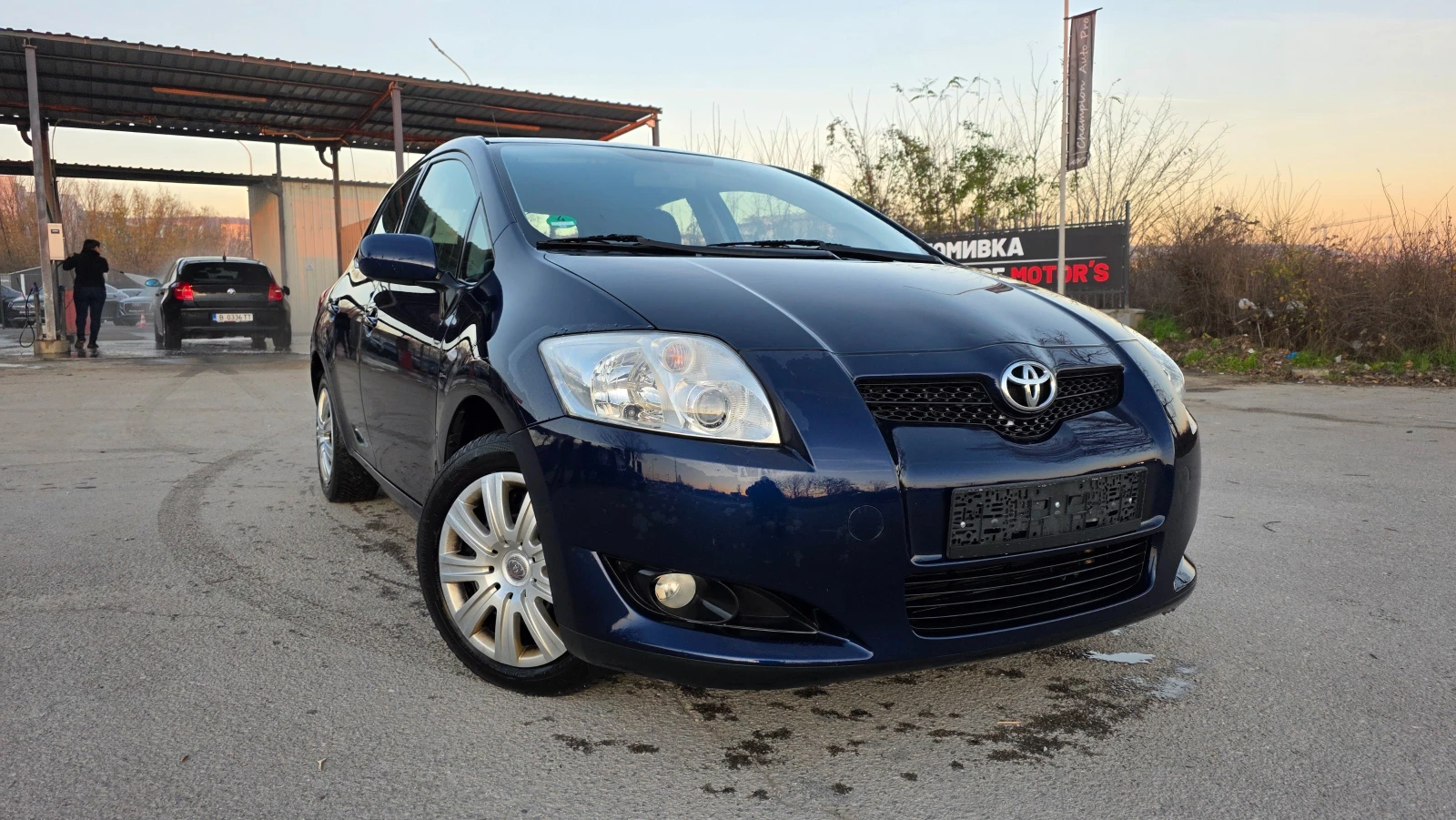 Toyota Auris УНИКАТ, снимка 3 - Автомобили и джипове - 53989655