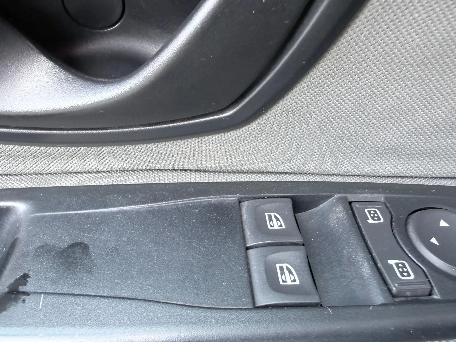 Renault Megane, снимка 11 - Автомобили и джипове - 54161345