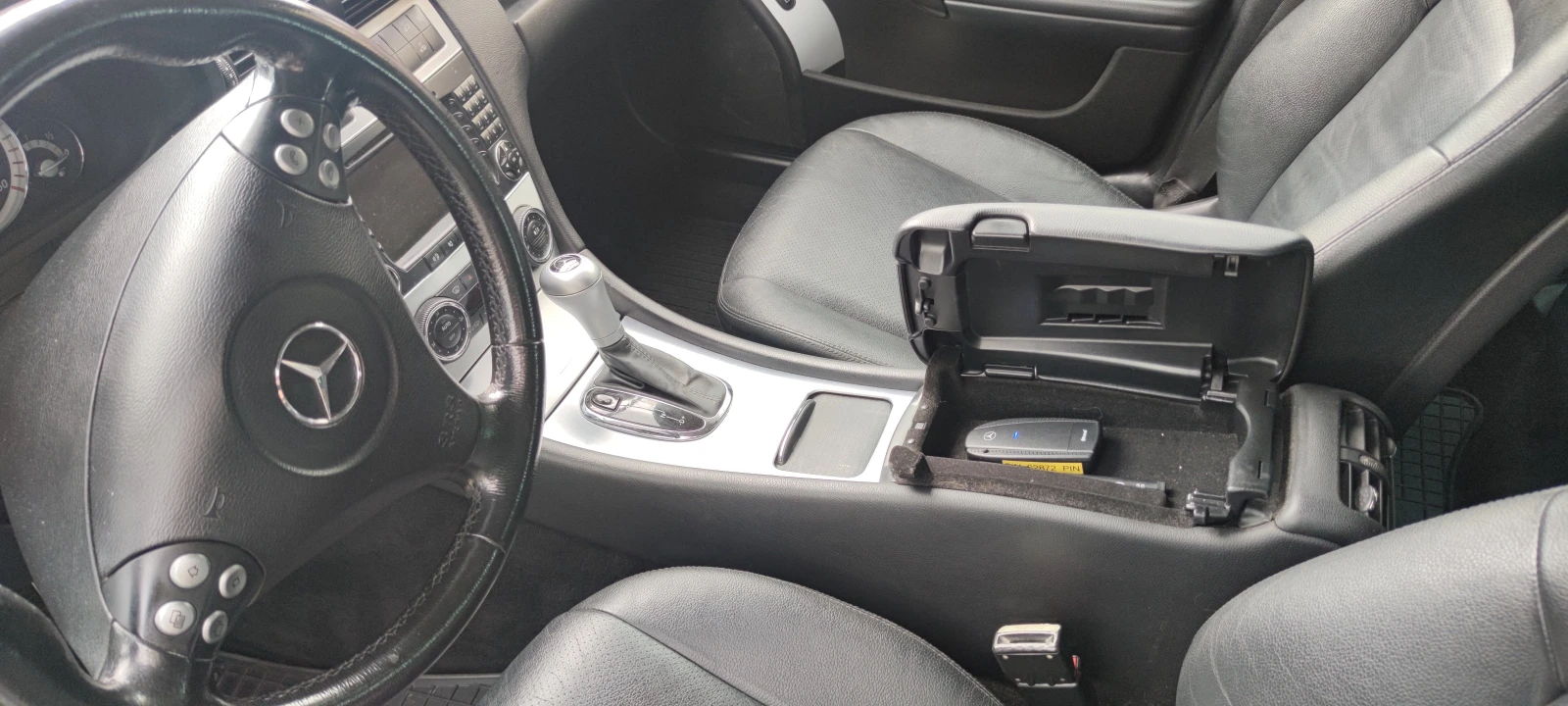 Mercedes-Benz C 220, снимка 14 - Автомобили и джипове - 54237494