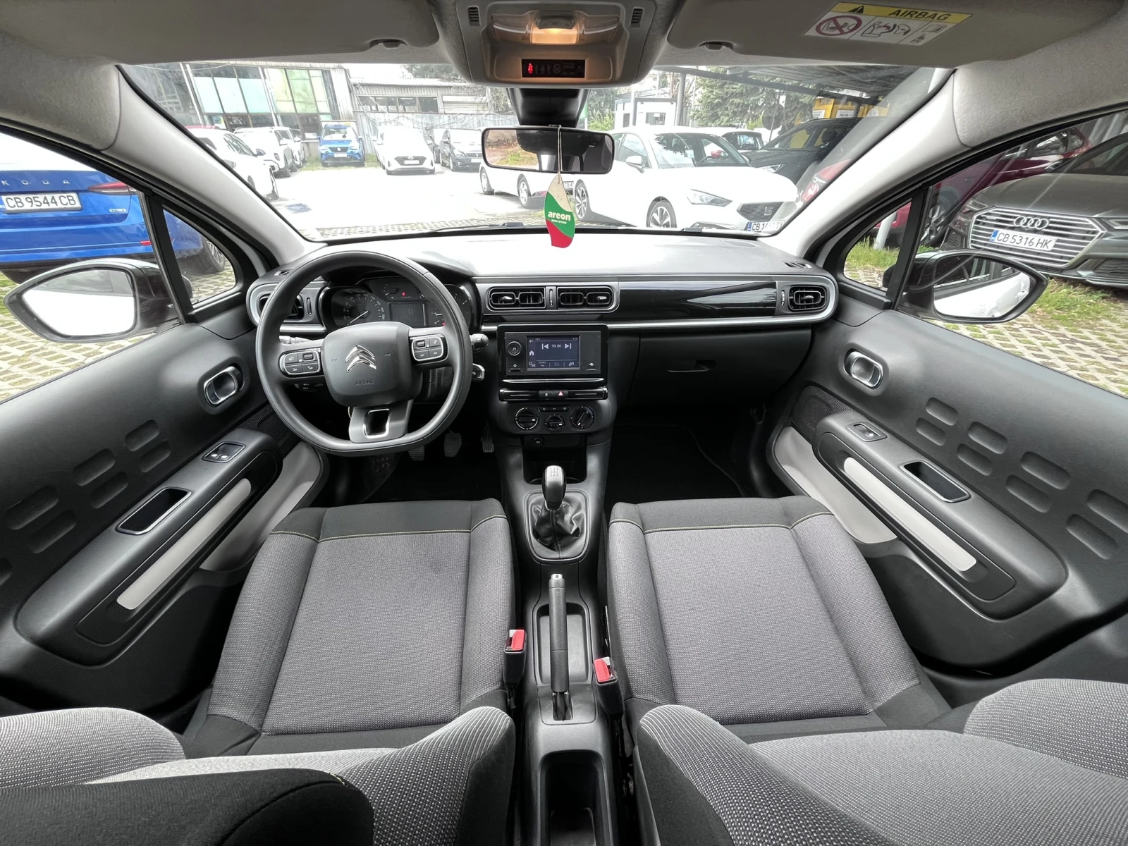 Citroen C3 1.2 Feel 83 к.с, снимка 9 - Автомобили и джипове - 54305057