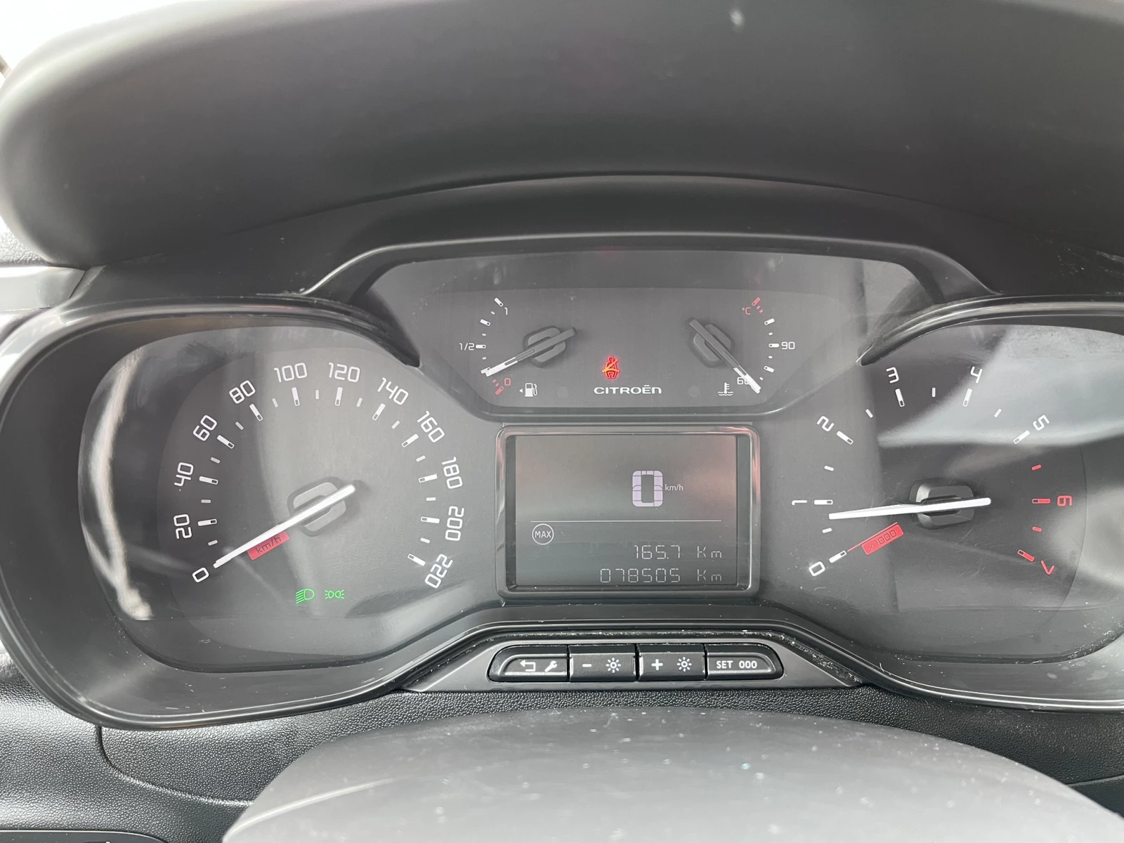 Citroen C3 1.2 Feel 83 к.с, снимка 16 - Автомобили и джипове - 54305057