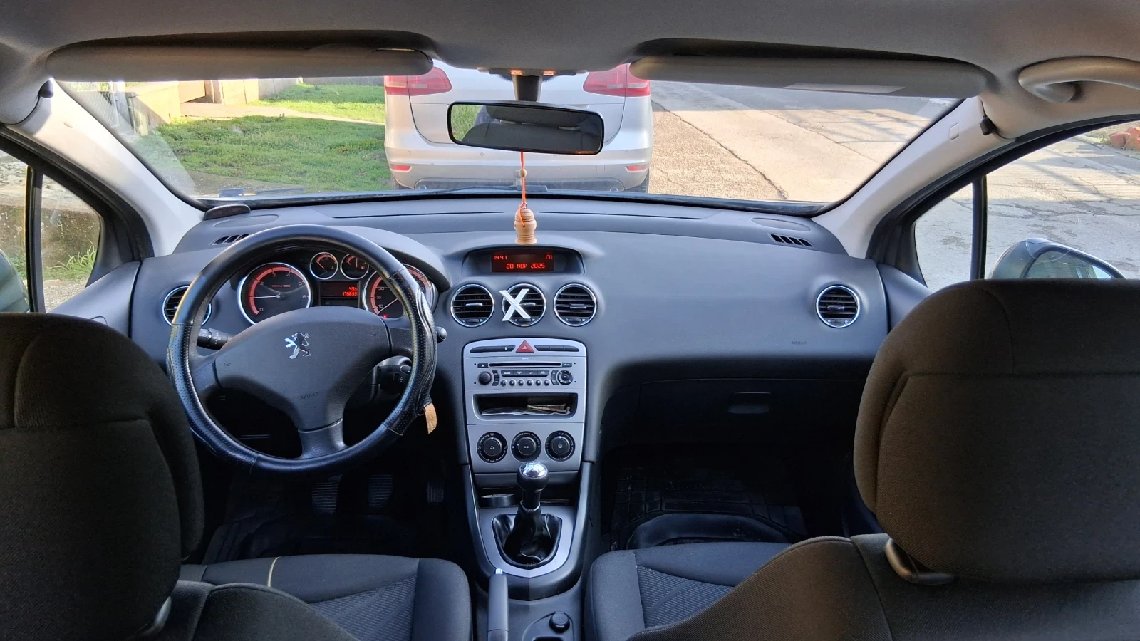 Peugeot 308, снимка 13 - Автомобили и джипове - 54311410