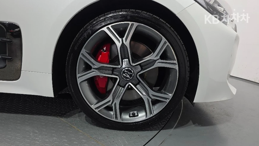 Kia Stinger | Mobile.bg � ����������� 6