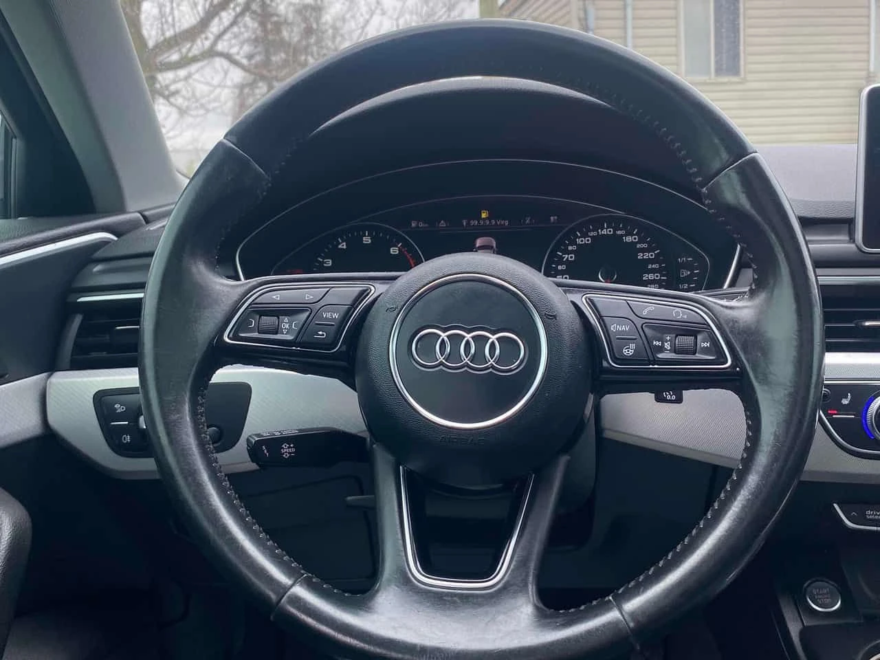 Audi A4  Progressiv / CARFAX * БЕЗ ПЪРВОНАЧАЛНА ВНОСКА, снимка 17 - Автомобили и джипове - 54639877