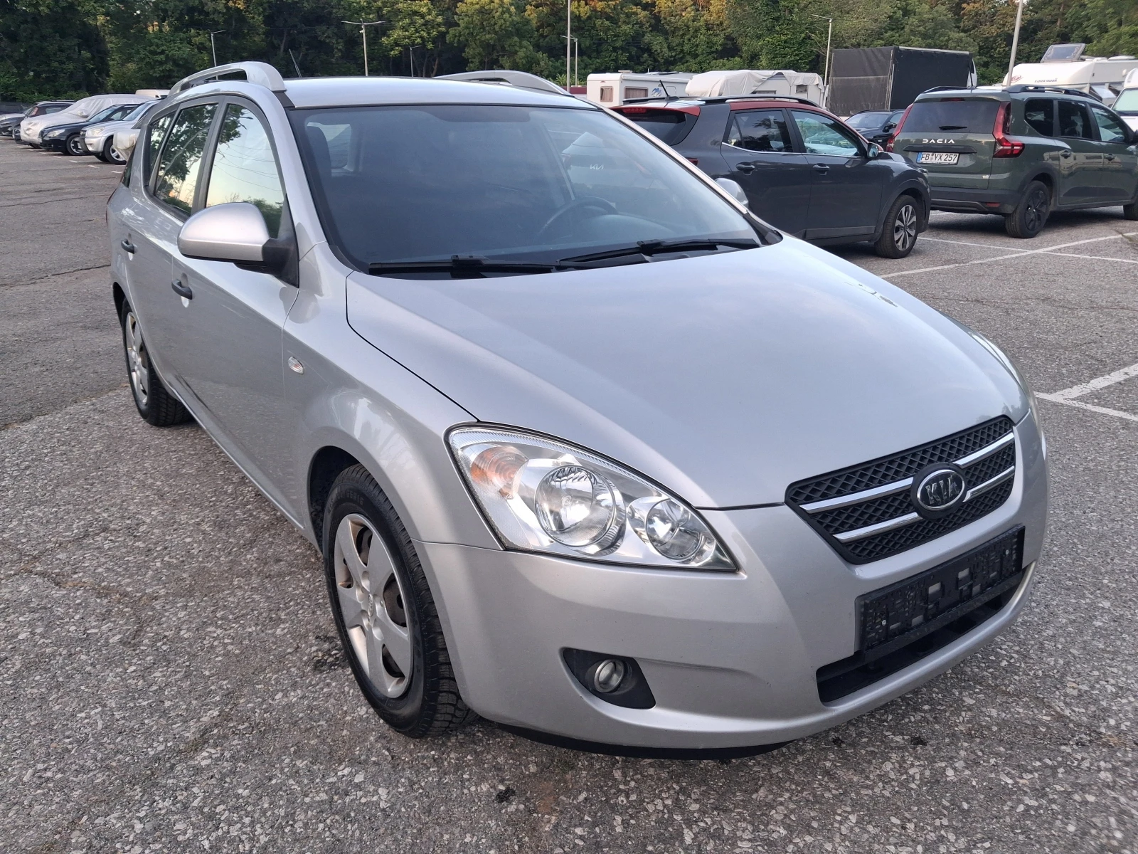 Kia Ceed 1.6* Бензин* * Комби