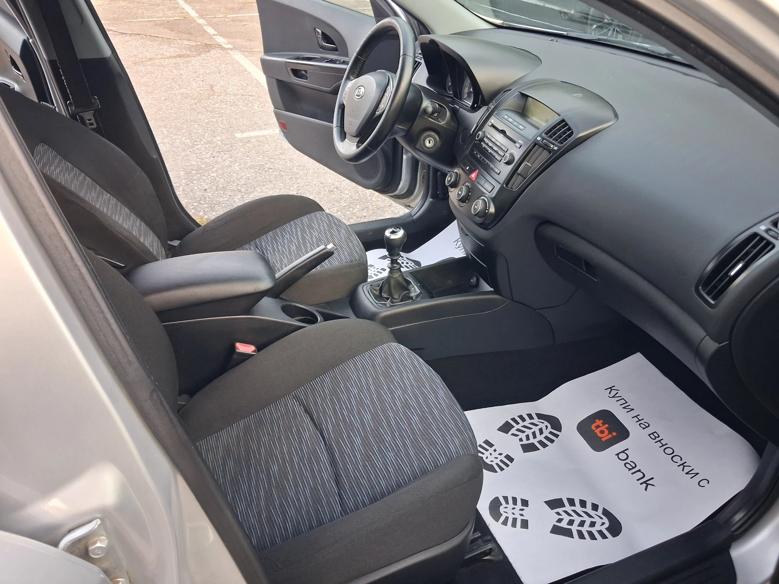 Kia Ceed 1.6* Бензин* * Комби, снимка 9 - Автомобили и джипове - 54909224