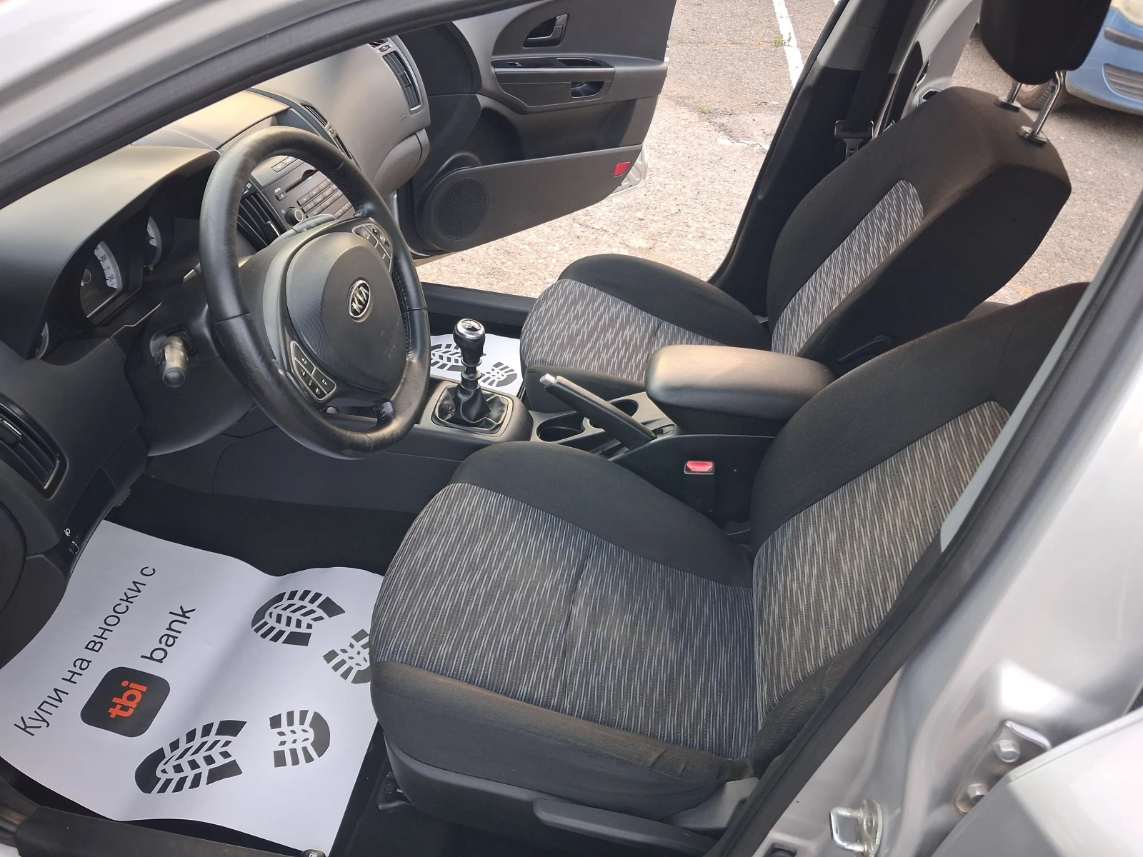 Kia Ceed 1.6* Бензин* * Комби, снимка 12 - Автомобили и джипове - 54909224