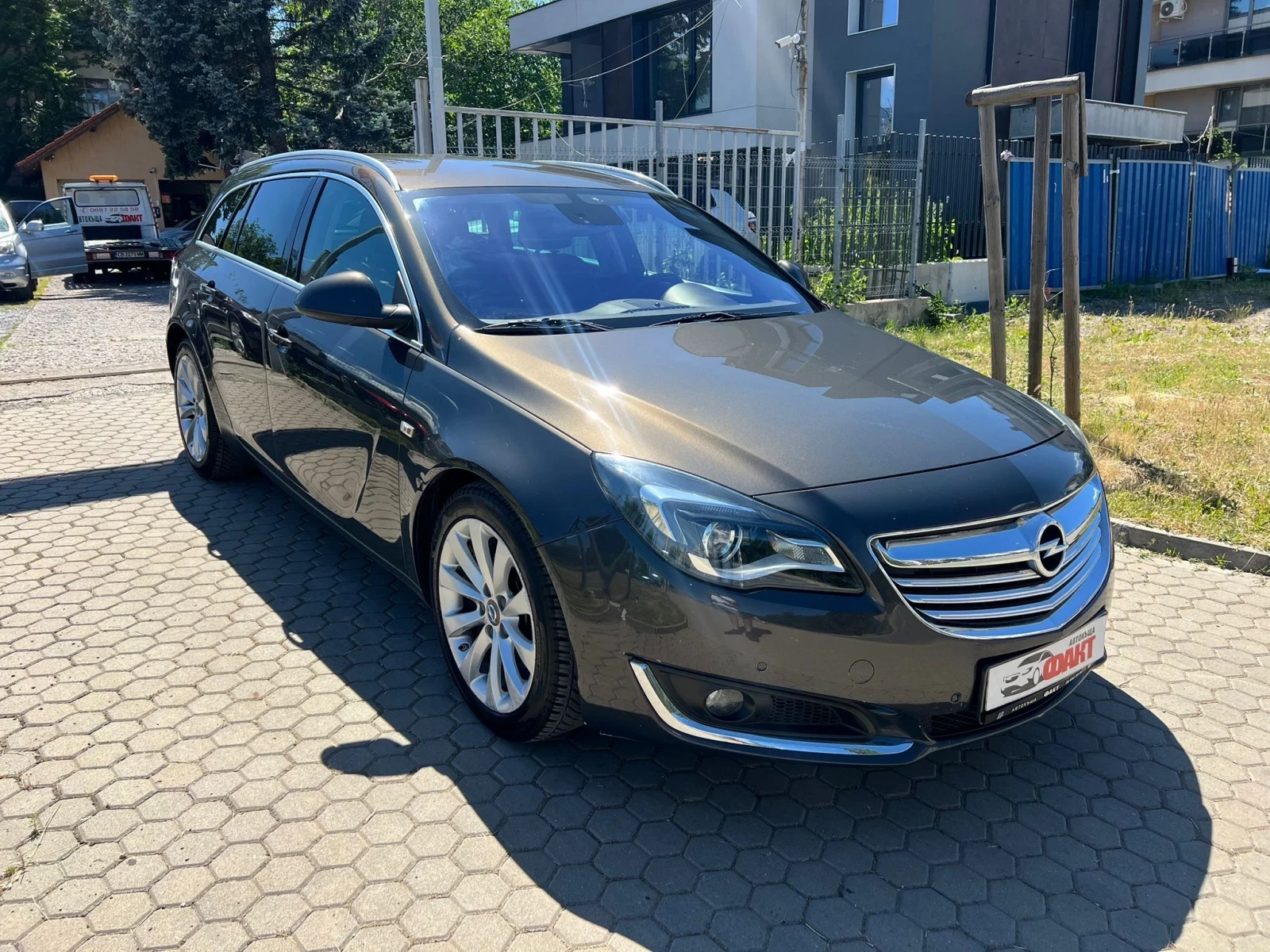 Opel Insignia 2.0CDTi/NAVI/EURO.5B, снимка 3 - Автомобили и джипове - 54932852