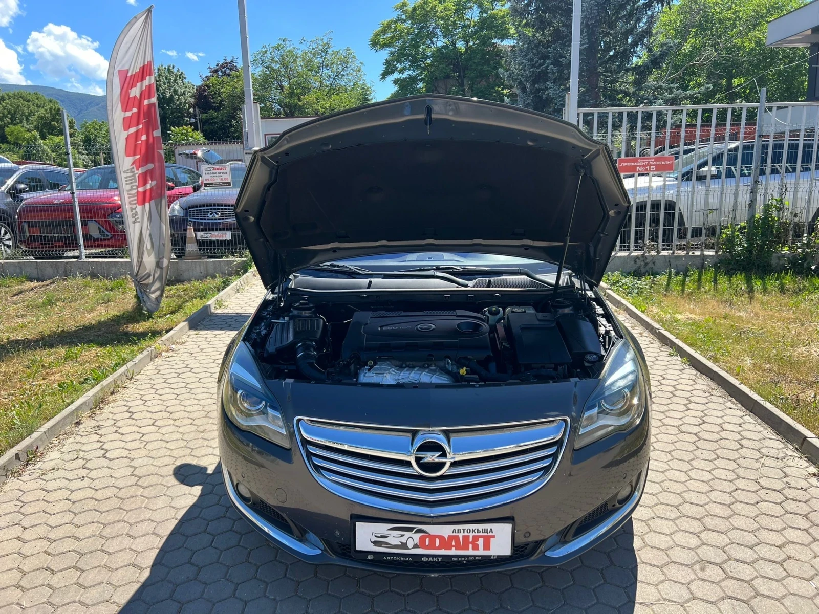 Opel Insignia 2.0CDTi/NAVI/EURO.5B, снимка 15 - Автомобили и джипове - 54932852