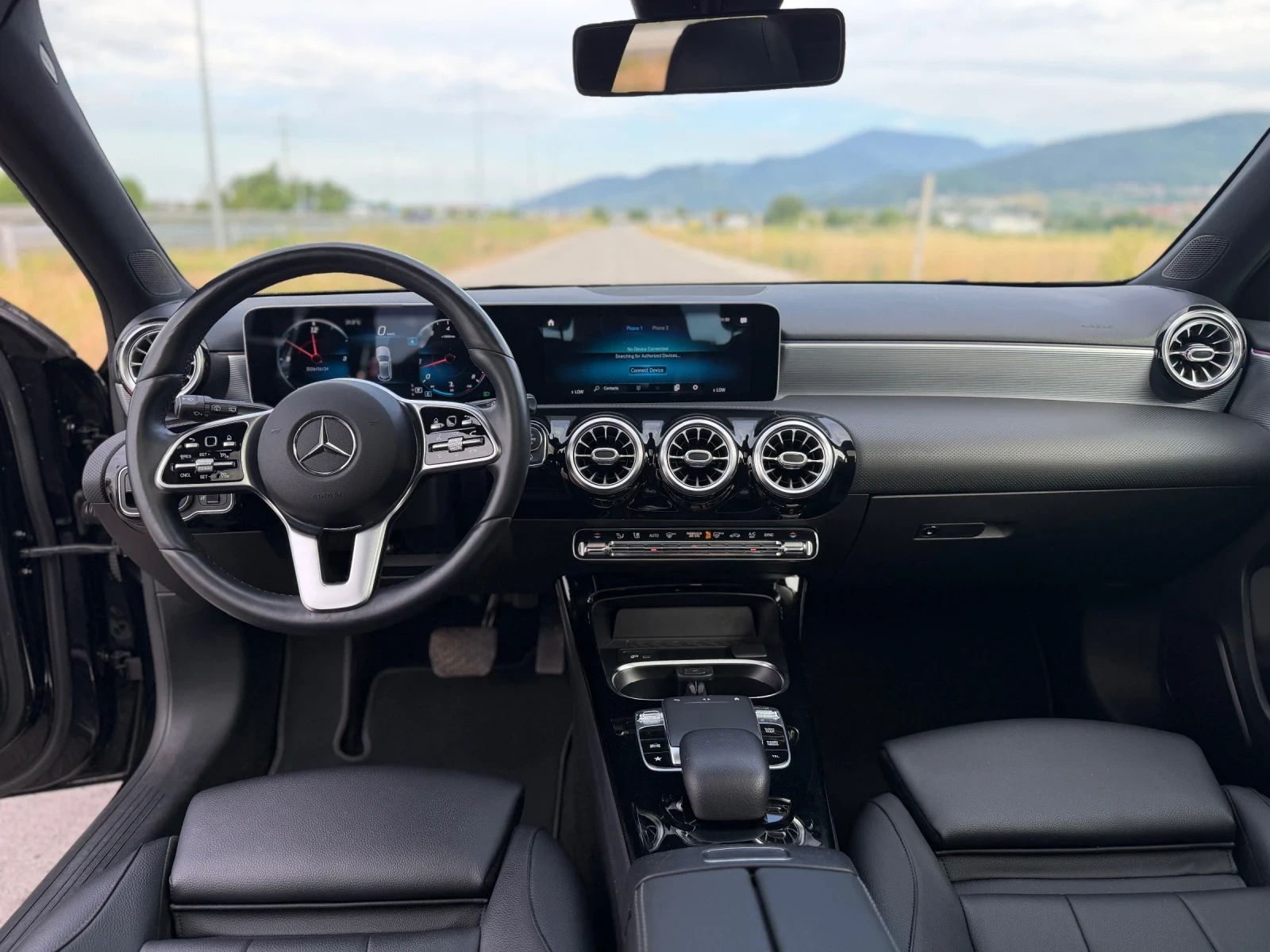 Mercedes-Benz A 250 FULL AMG , снимка 12 - Автомобили и джипове - 55055343