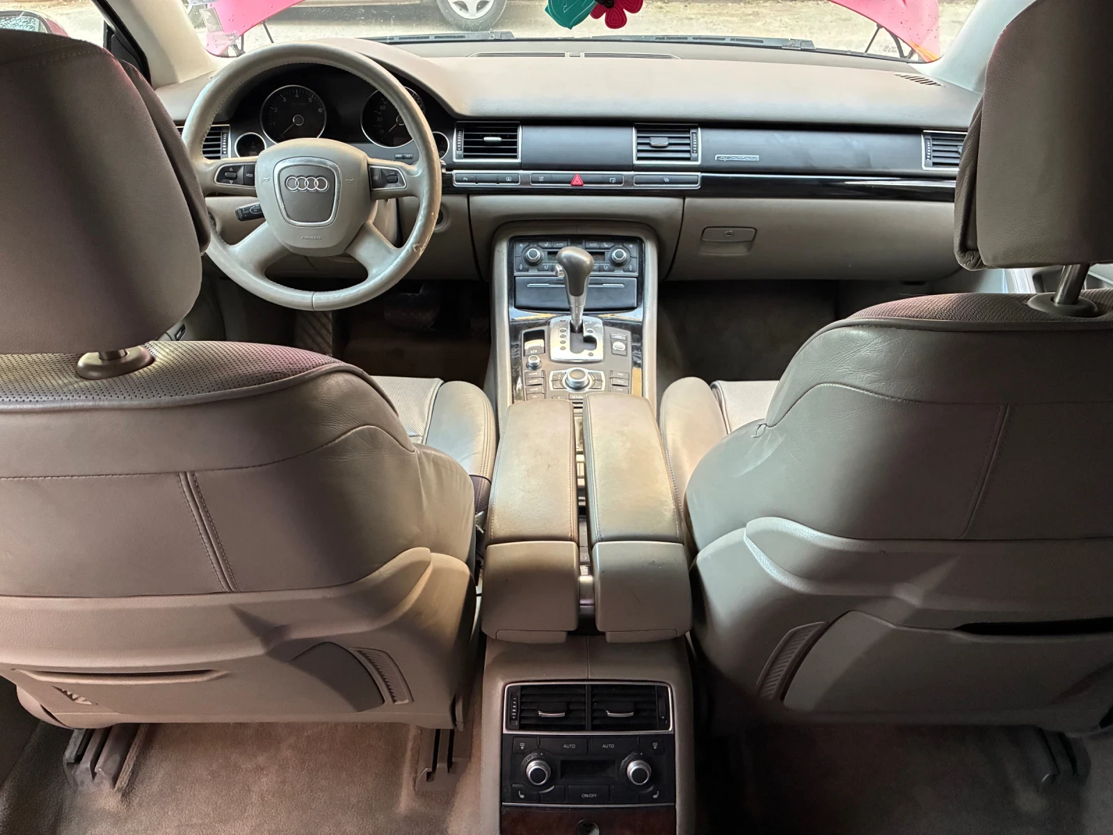 Audi A8 4.2 FSI LONG two keys, снимка 8 - Автомобили и джипове - 55110225