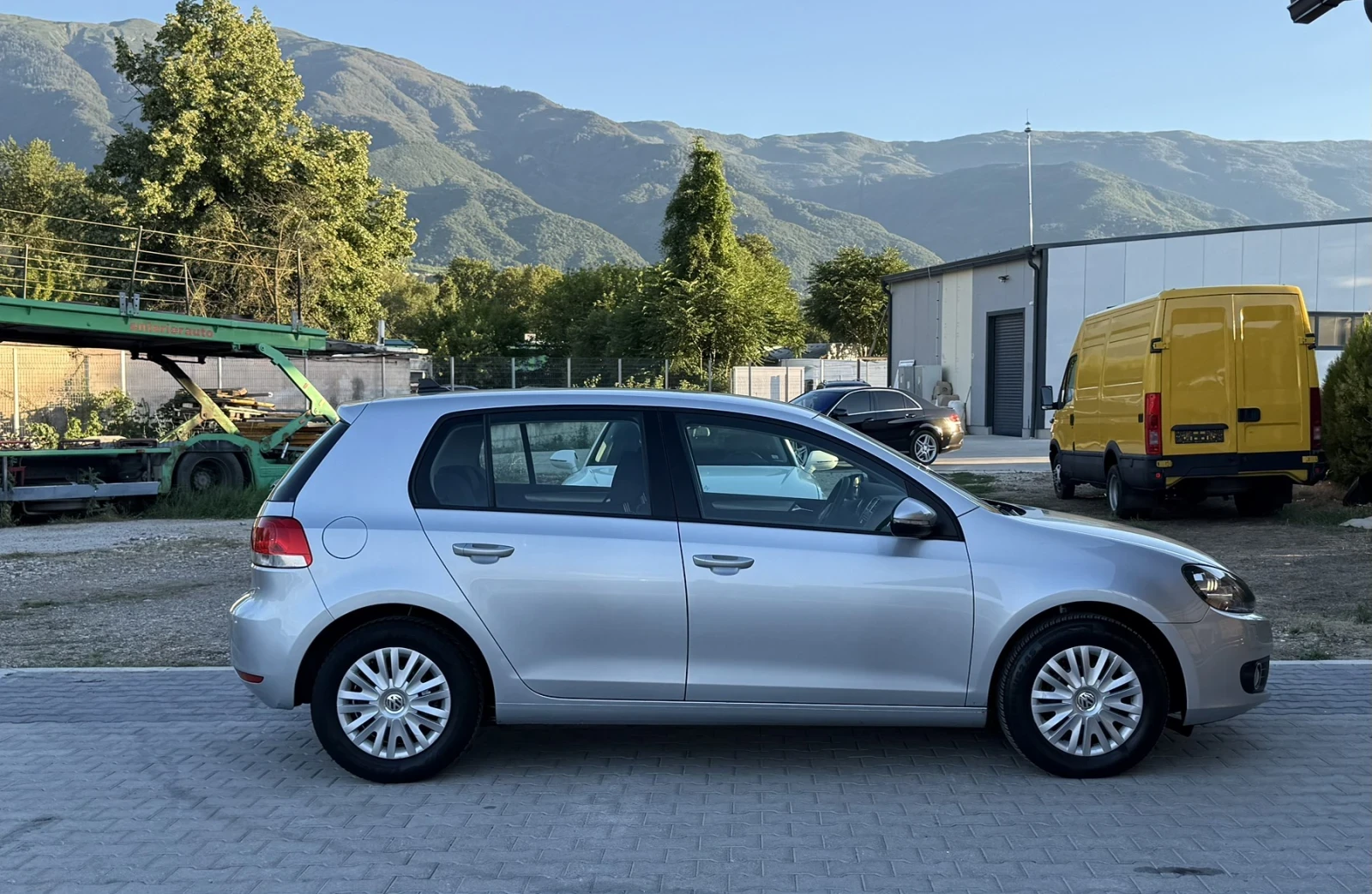 VW Golf 1.6 TDI DSG , снимка 4 - Автомобили и джипове - 55168612
