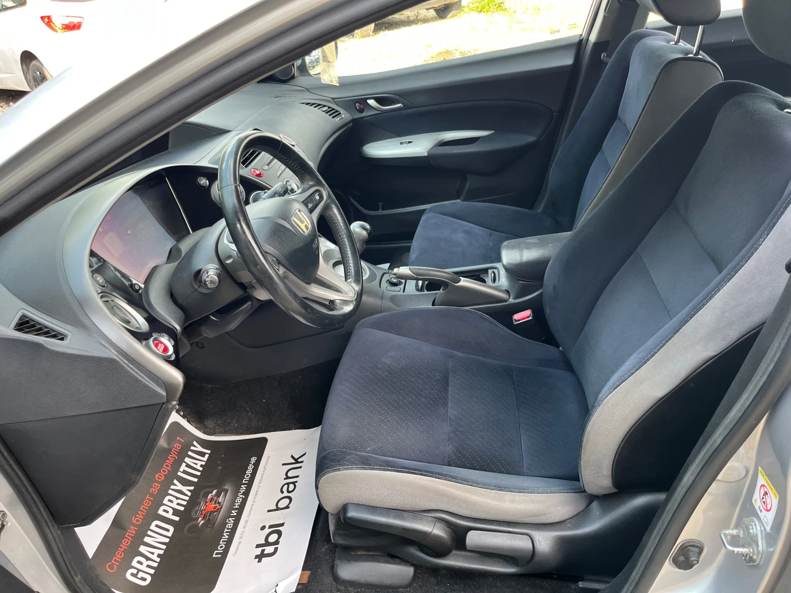 Honda Civic 1.4i, снимка 8 - Автомобили и джипове - 55386354