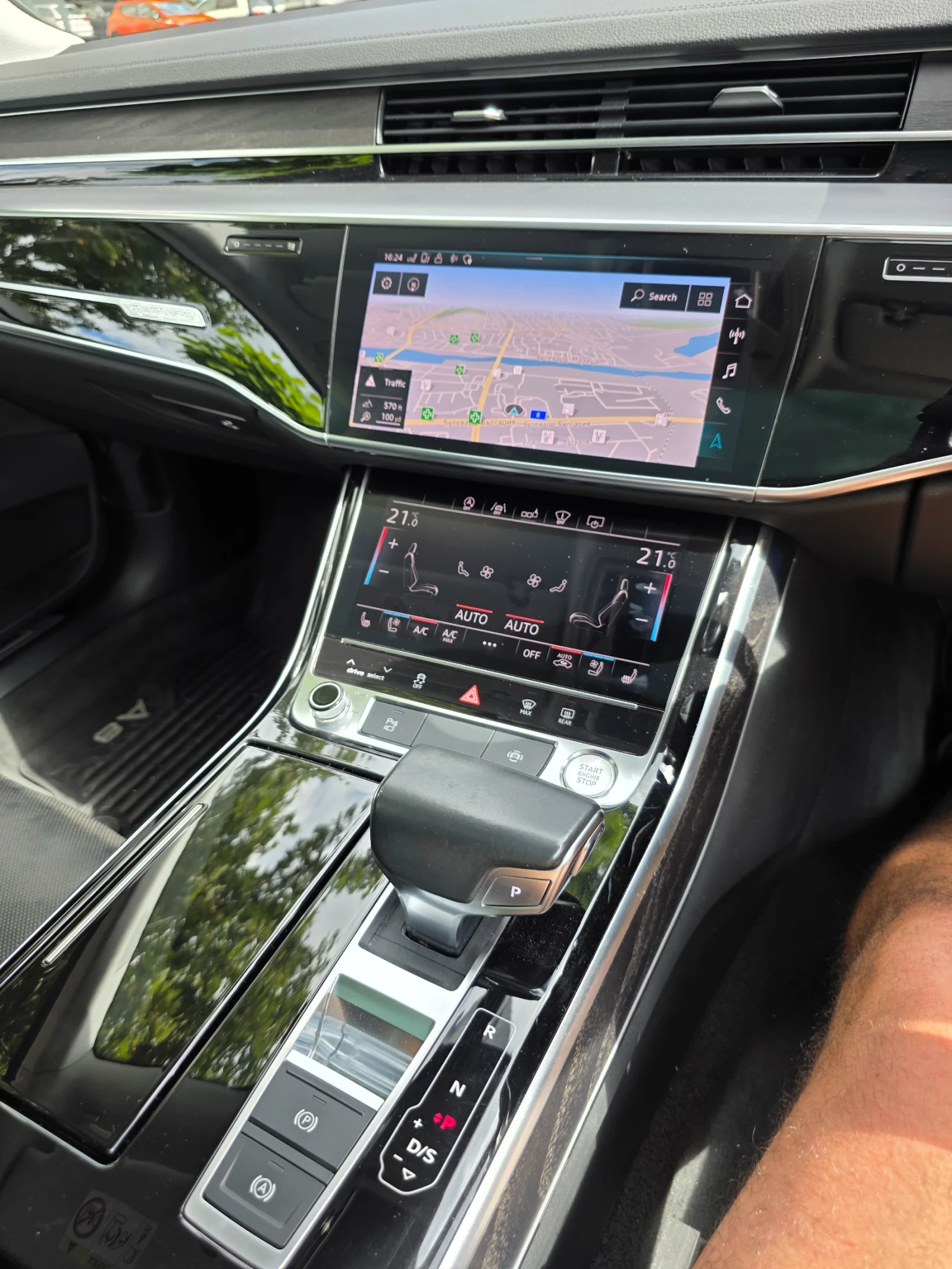 Audi A8, снимка 6 - Автомобили и джипове - 55365624