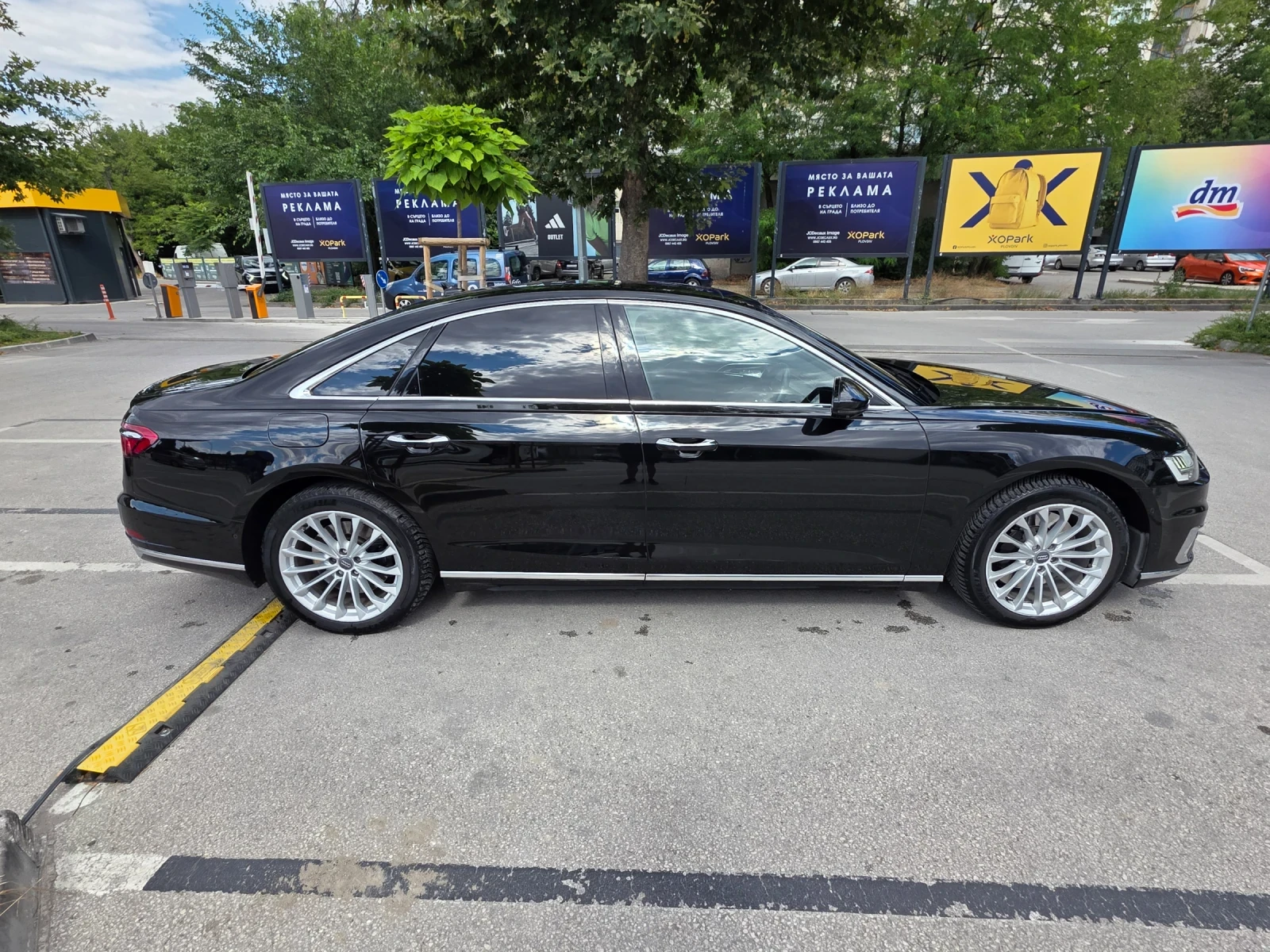 Audi A8, снимка 3 - Автомобили и джипове - 55365624