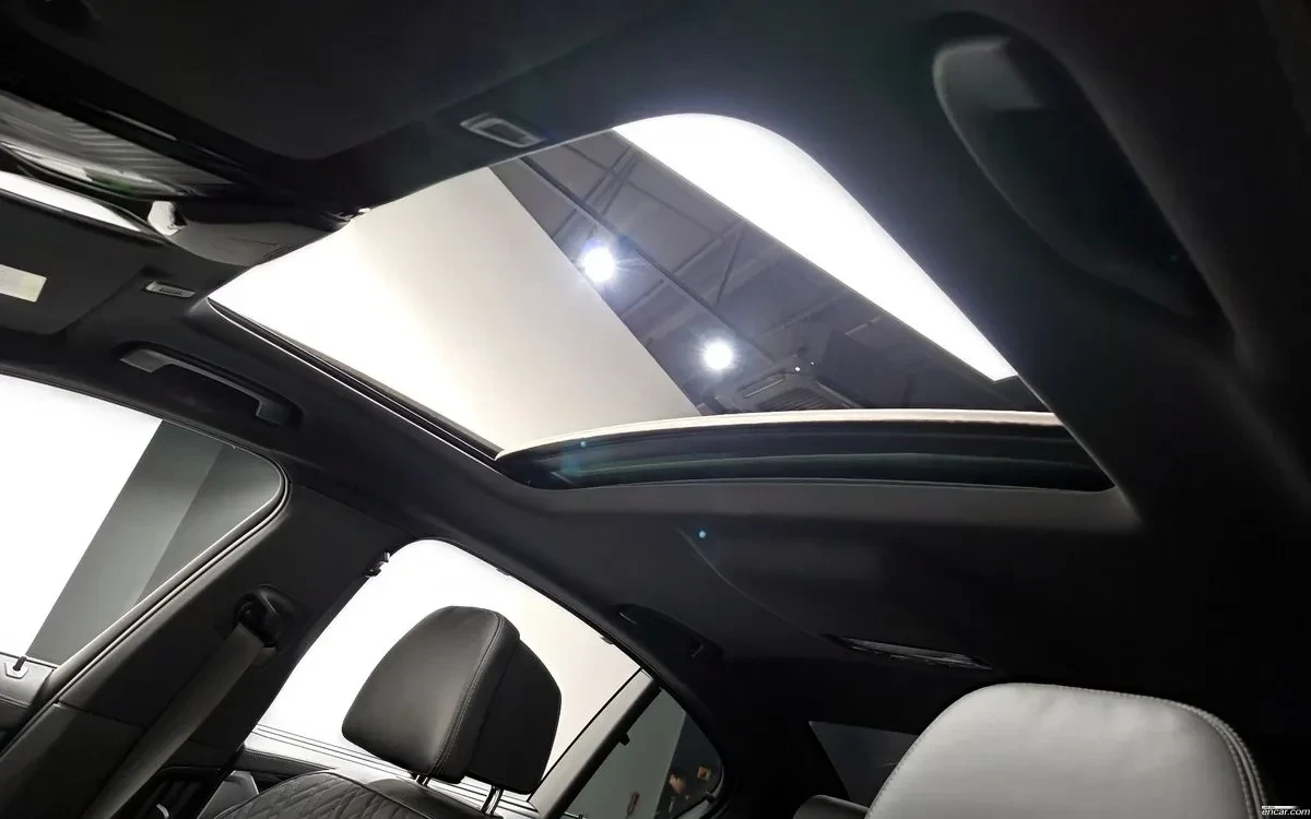 BMW 530 i (G30) /PODGREVI/ OBDUHVANE/KEYLESS/HEAD UP, снимка 14 - Автомобили и джипове - 55392574