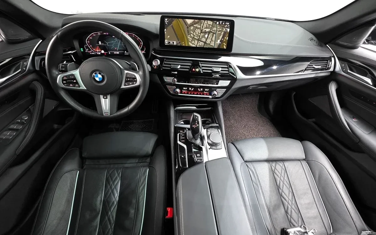 BMW 530 i (G30) /PODGREVI/ OBDUHVANE/KEYLESS/HEAD UP, снимка 6 - Автомобили и джипове - 55392574