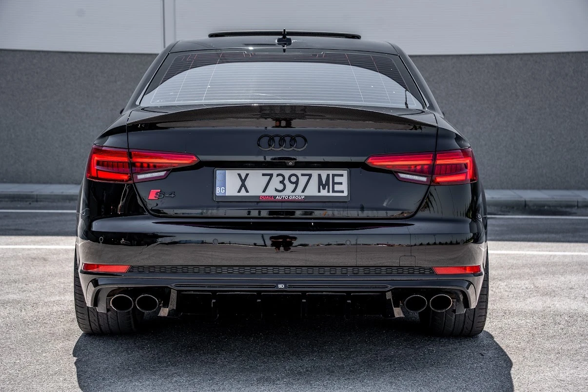 Audi S4 Bang&Olufsen 3.0TFSI Carbon Pack, снимка 7 - Автомобили и джипове - 55655469