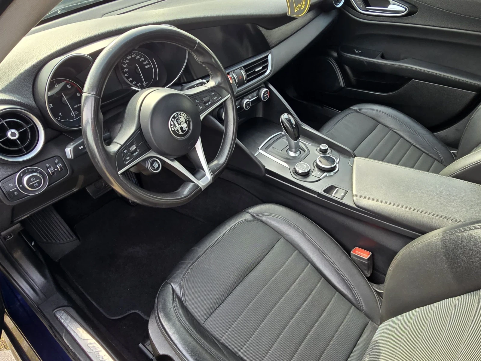 Alfa Romeo Giulia 180 RWD, снимка 6 - Автомобили и джипове - 55662020