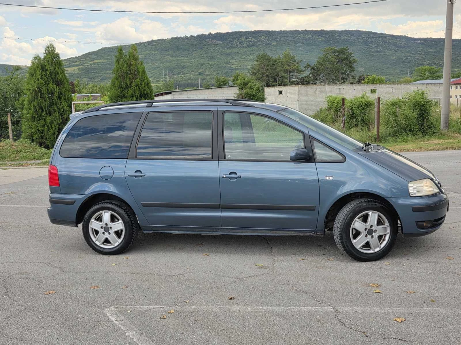 VW Sharan V6, снимка 3 - Автомобили и джипове - 56434583