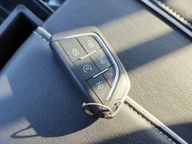 Cadillac Escalade 4WD SPORT, снимка 17