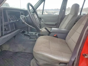 Jeep Cherokee 4.0L 6 4x4 w/Rear Wheel Drv - 9100 € / 17798.05 лв. - 99767312 7