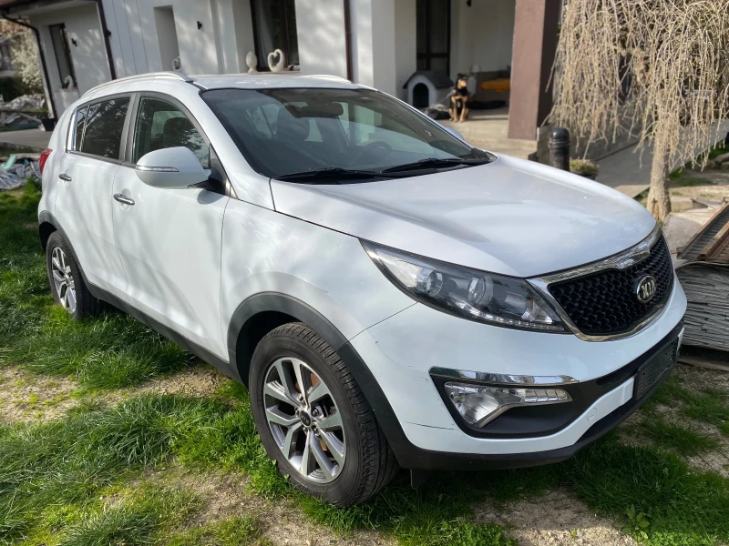 Kia Sportage, снимка 2 - Автомобили и джипове - 48203121